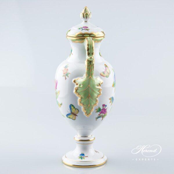 Fancy Vase with Lid 6492-0-23 VBO Queen Victoria design. Herend fine china hand painted. Ornaments
