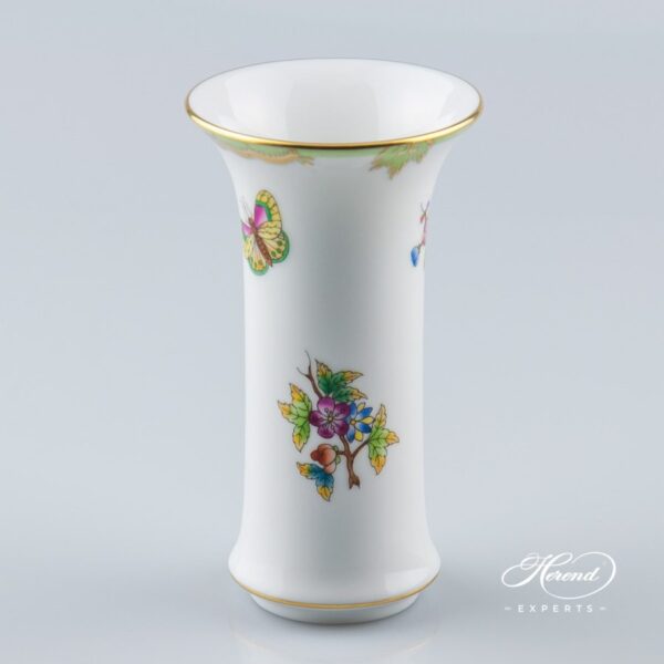 Vase 6444-0-00 VBO Queen Victoria pattern - Herend porcelain hand painted.