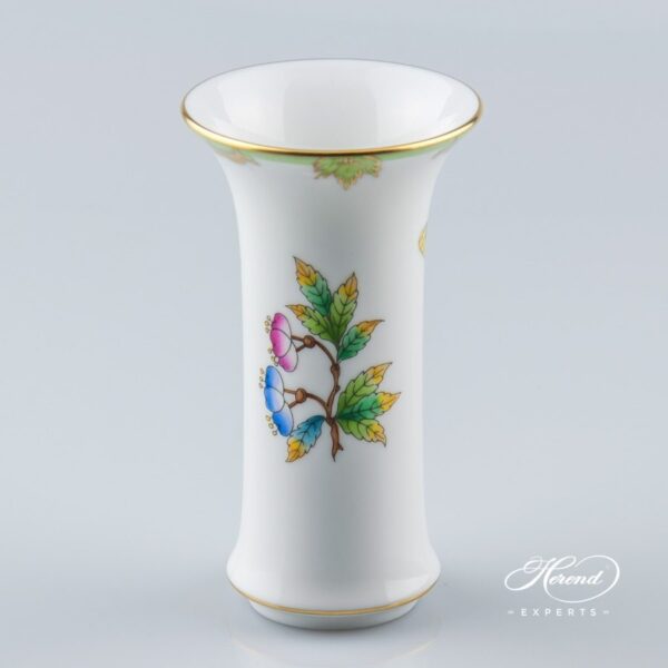 Vase 6444-0-00 VBO Queen Victoria pattern - Herend porcelain hand painted.