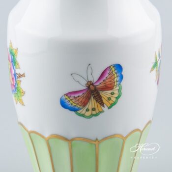 Vase - Queen Victoria - Herend Experts