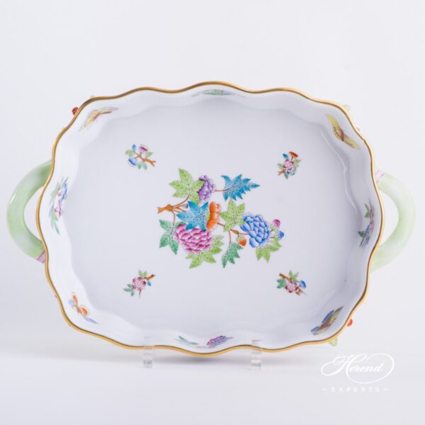 Dish on Feet 7655-0-00 VA Queen Victoria design. Herend porcelain