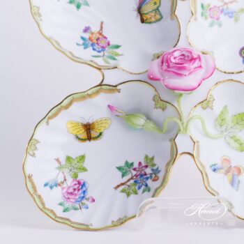 Four Fancy Dish with Rose 7532-0-09 VBA Queen Victoria pattern. Herend porcelain