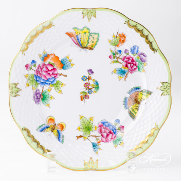 Dessert Plate 517-0-00 VBO Queen Victoria pattern - Herend porcelain hand painted.