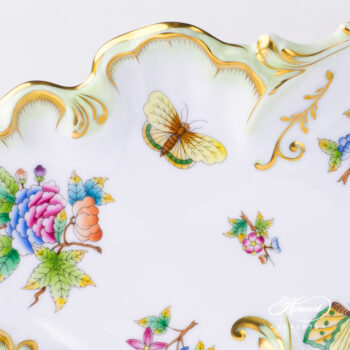 Victoria Dish Rococo Cake Plate 7517-0-00 VBO Queen Victoria pattern. Herend fine china hand painted. Classic Herend pattern