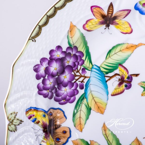Big Serving Plate / Round Dish 1152-0-00 VICTORIA - Herend Old Queen VICTORIA design. Herend fine china