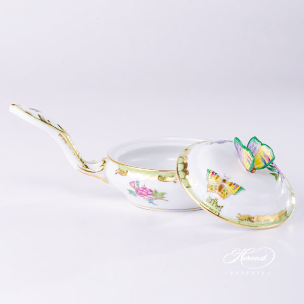 Patty Pan w. Butterfly Knob 388-0-17 VBA Queen Victoria design. Herend porcelain