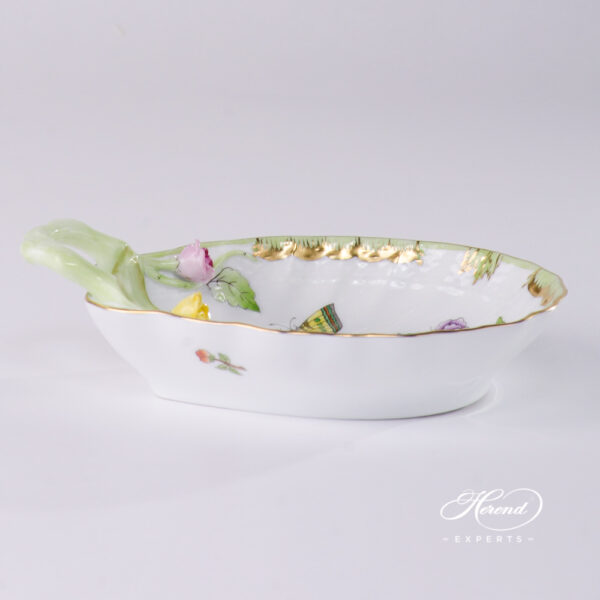 Ice Cream Shell 207-0-00 VBO Queen Victoria design. Herend porcelain