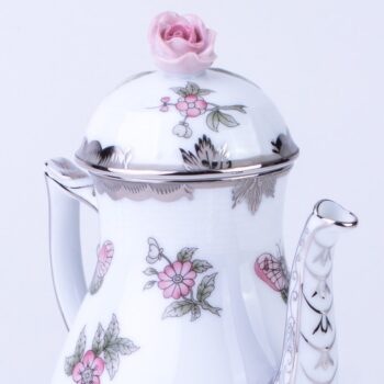 Coffee Pot w. Rose Knob 614-0-09 VBOG-X1-PT Queen Victoria Platinum pattern. Herend fine china hand painted