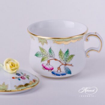 Cream Cup with Rose Knob 385-0-09 VBA Queen Victoria pattern. Herend porcelain