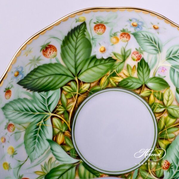 Tea Cup w. Saucer 20724-0-00 FSB Strawberry pattern. Herend fine china