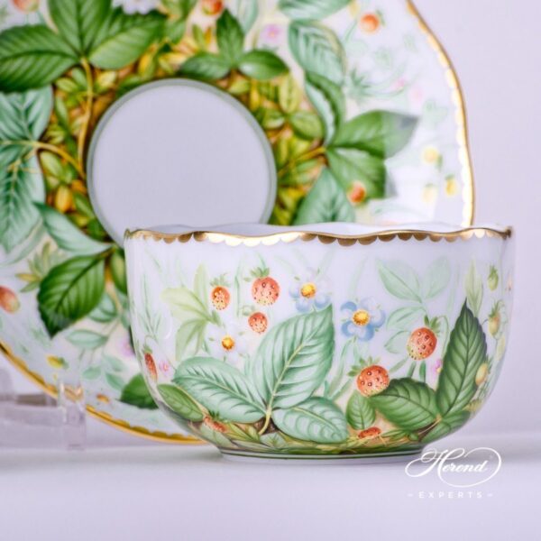 Tea Cup w. Saucer 20724-0-00 FSB Strawberry pattern. Herend fine china