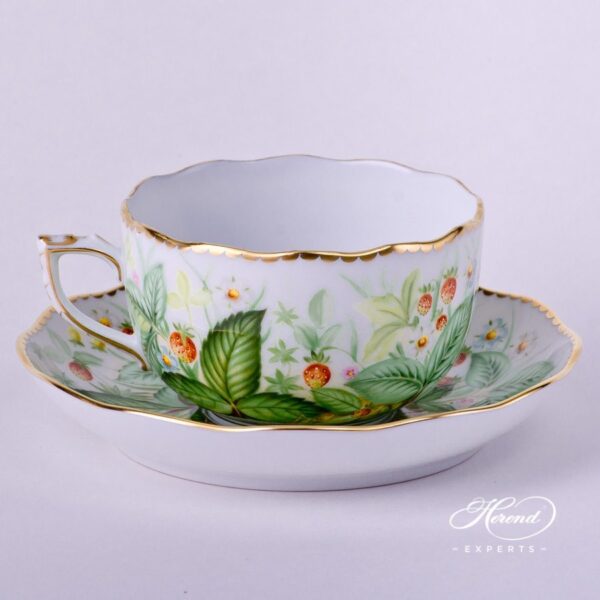 Tea Cup w. Saucer 20724-0-00 FSB Strawberry pattern. Herend fine china