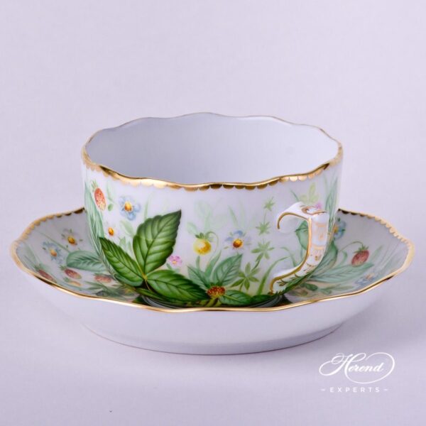 Tea Cup w. Saucer 20724-0-00 FSB Strawberry pattern. Herend fine china