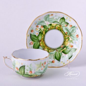 Tea Cup w. Saucer 20724-0-00 FSB Strawberry pattern. Herend fine china