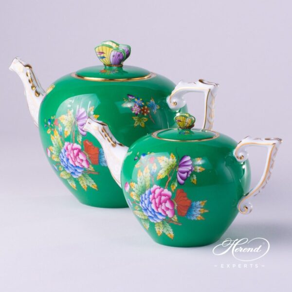 Tea Pot w. Butterfly Knob 20606-0-17 VE-FV and 20608-0-17 VE-FV Queen Victoria VBO design on Green Background. Herend fine china hand painted