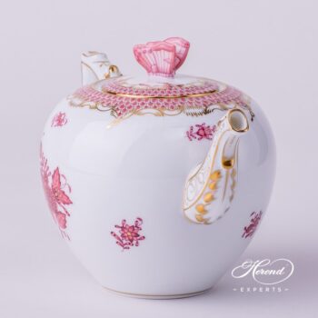 Tea Pot w. Butterfly Knob 606-0-17 AP2-ETP2 Apponyi Light Purple pattern. Herend porcelain hand painted