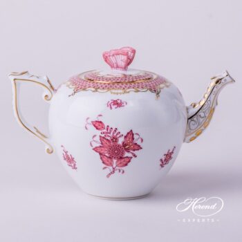 Tea Pot w. Butterfly Knob 606-0-17 AP2-ETP2 Apponyi Light Purple pattern. Herend porcelain hand painted