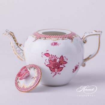 Tea Pot w. Butterfly Knob 606-0-17 AP2-ETP2 Apponyi Light Purple pattern. Herend porcelain hand painted