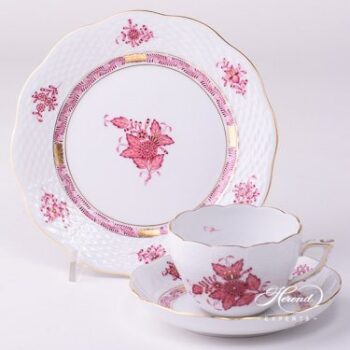 Tea Cup or Coffee Cup and Saucer 730-0-00 AP2 Apponyi Light Purple pattern. Herend porcelain tableware. Hand painted