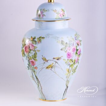 Big Vase 6571-0-15 SP868 Special Rose Garden pattern. Herend porcelain hand painted