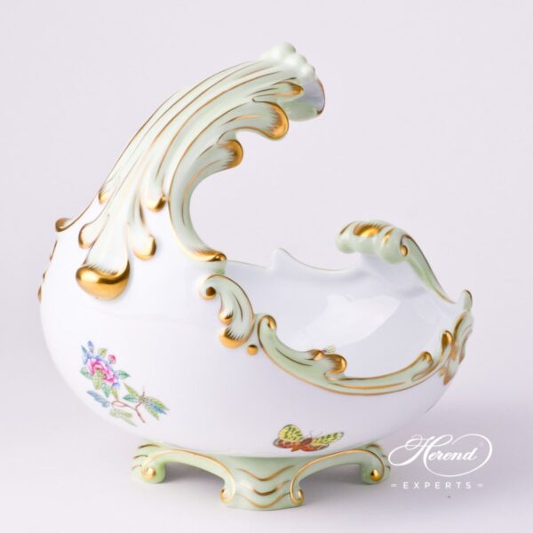 Baroque Shell 7511-0-00 VBA Queen Victoria design. Herend fine china