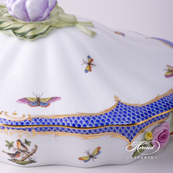 Vegetable Dish with Kohlrabi Knob 51-0-10 RO-EB Rothschild Bird Blue Fishnet design. Herend fine china