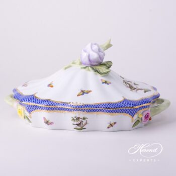 Vegetable Dish with Kohlrabi Knob 51-0-10 RO-EB Rothschild Bird Blue Fishnet design. Herend fine china