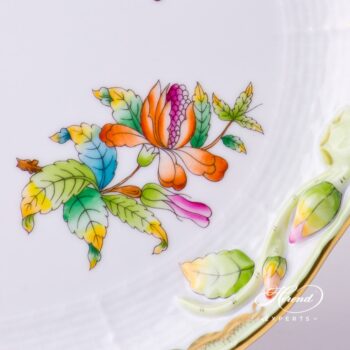 Cake Plate 412-0-00 VBO Queen Victoria decor. Herend porcelain tableware. Hand painted