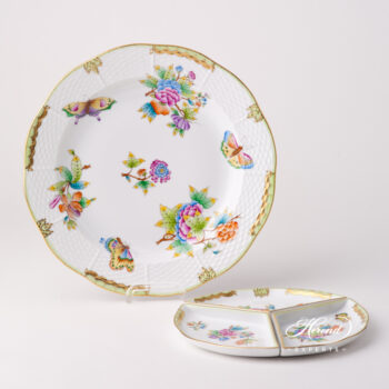 Starter Dish / Hors D'oeuvre Dish 441-0-00 VBO Queen Victoria pattern. Herend fine china hand painted. Tableware