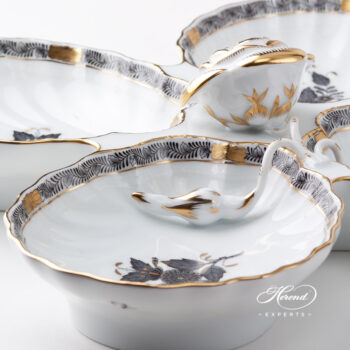 Fancy Dish w. Rose Handle 7532-0-09 ANG Chinese Bouquet / Apponyi Black design. Herend fine china