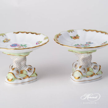 Ornamental Dish 7557-0-00 VBA Queen Victoria design. Herend porcelain