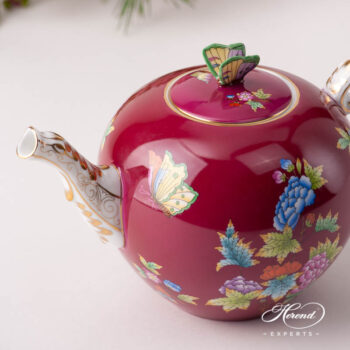 Large Tea Pot w. Butterfly Knob 20604-0-17 VE-FP Queen Victoria Purple design. Herend fine china