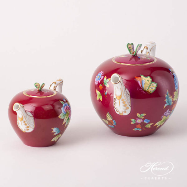 Large Tea Pot w. Butterfly Knob 20604-0-17 VE-FP Queen Victoria Purple design. Herend fine china