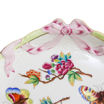 Tray w. Ribbon 400-0-00 Old Queen VICTORIA design. Herend fine china