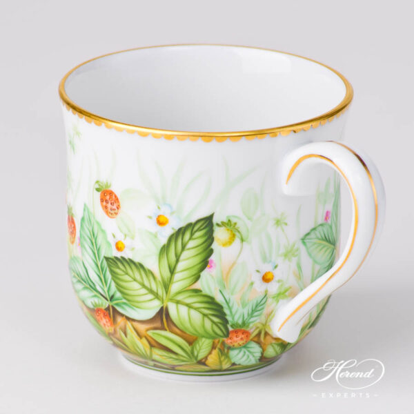 Universal Cup / Breakfast Cup 2739-0-00 FSB Strawberry pattern. Herend porcelain