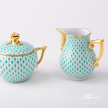 Herend VHV Sugar basin and Milk jug. Both with gilded handles and knob.
