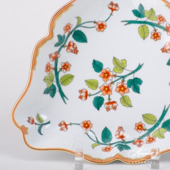 Salad Dish / Salad Bowl 191-0-00 WBOS Windsor / Livia pattern. Herend porcelain