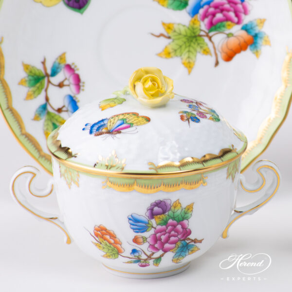 Soup Cup with Saucer and Lid 1718-0-09 VBO Queen Victoria pattern. Herend porcelain