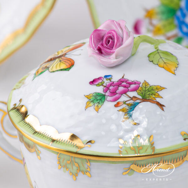 Soup Cup with Saucer and Lid 1718-0-09 VBO Queen Victoria pattern. Herend porcelain