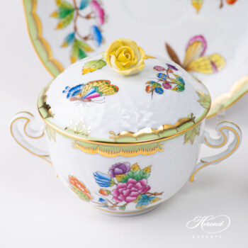 Soup Cup with Saucer and Lid 1718-0-09 VBO Queen Victoria pattern. Herend porcelain
