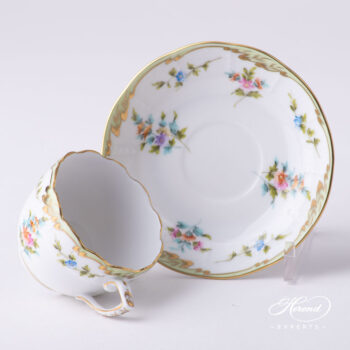 Coffee Cup / Demitasse with Saucer - Herend porcelain 711-0-00 Fannie - Classic Flower design.