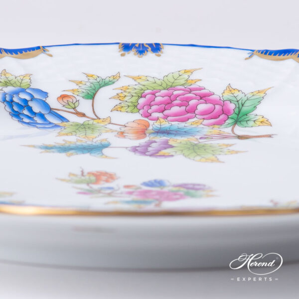 Round Dish with Handles 1174-0-00 VBO-Y3 Queen Victoria Special pattern. Navy Blue edge. Herend porcelain