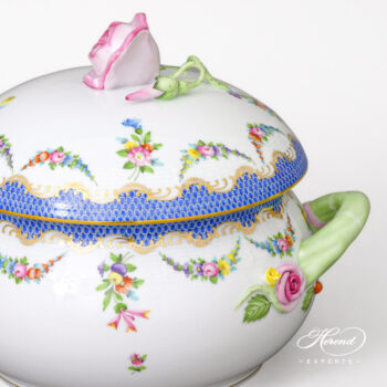 Tureen - Herend porcelain 23-0-09 LTBS-EBH - Flower Garland with Blue Fish Scale design.