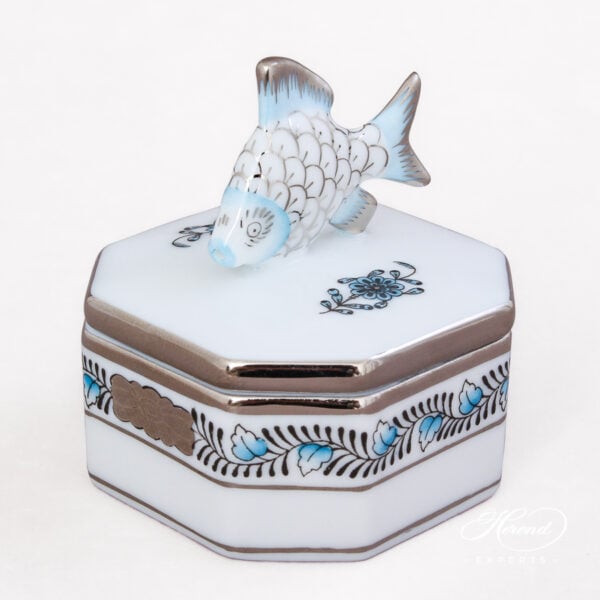 Herend Octagonal Fish box Apponyi Turquoise 6105-0-28 ATQ3-PT