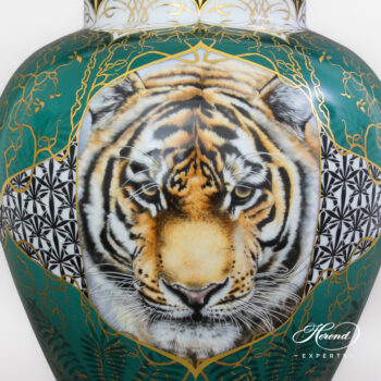 Herend Standing Vase with Tigers