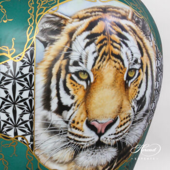 Herend Standing Vase with Tigers